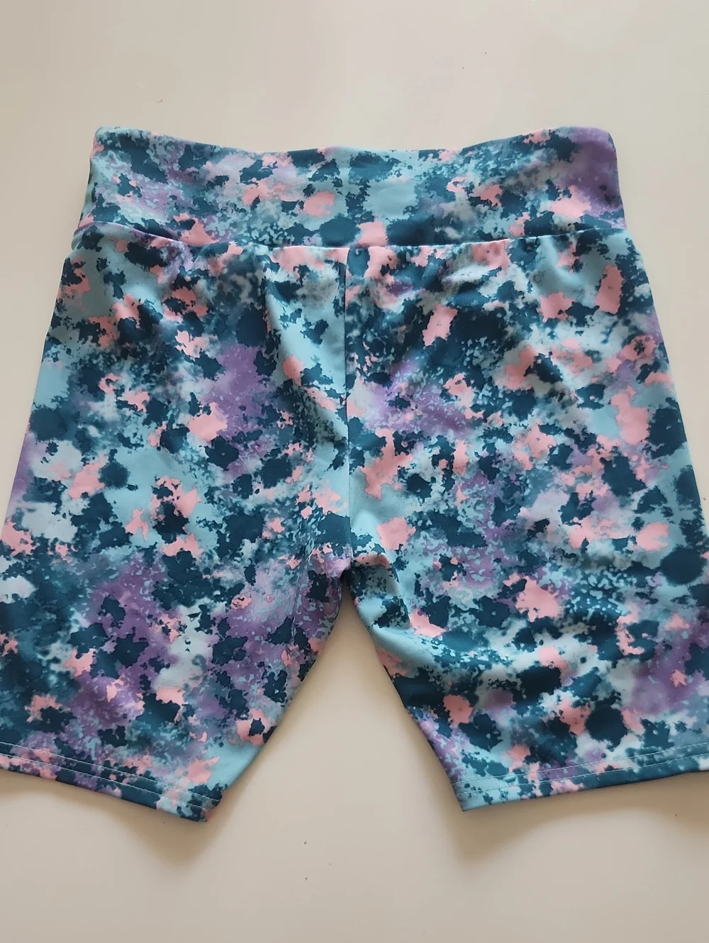 Converse Green Pink Print Biker Shorts Medium 10 12